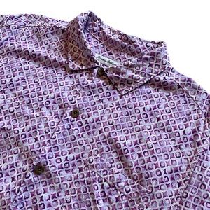 Tommy Bahama Large Men’s Short Sleeve Button Up Pink Geometric Pattern